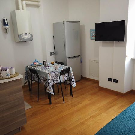 Magenta Centre Economy Apartment เจนัว ภายนอก รูปภาพ